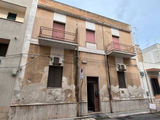 Brindisi,  IT