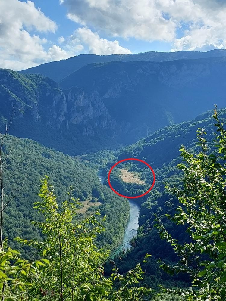 Pluzine, Brijeg