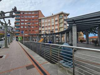Sestao,  ES