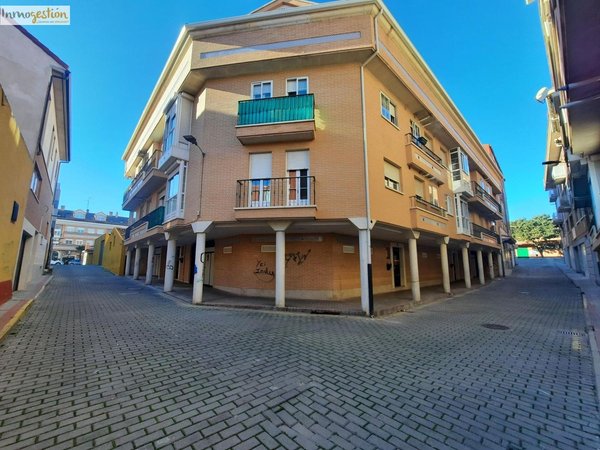 Tudela de Duero,  ES