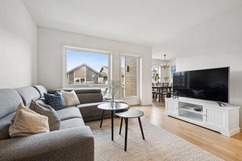Myrsnipevegen 29B, Maura