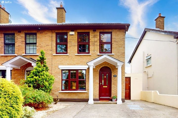 120 Park Drive Avenue, Castleknock, Dublin 15
