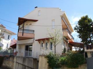 Anatoli,  GR