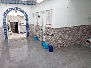 Lucena,  ES