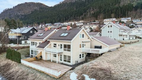 Storgata 44, Sykkylven