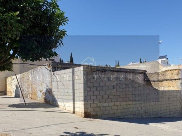 Alcalá de Guadaira,  ES
