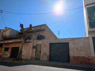 Vilanova i la Geltrú,  ES