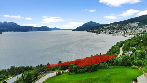 Andanesvegen, Volda