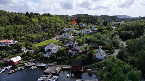 Blåbærvegen, Straume
