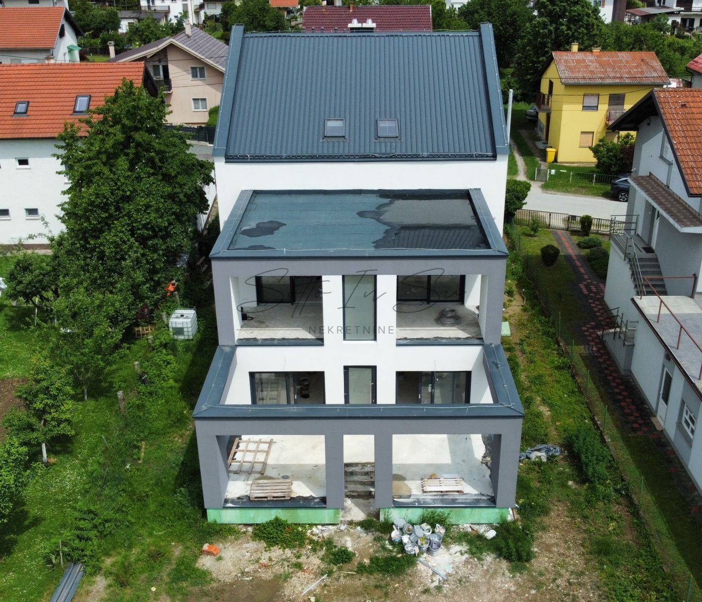 Zagrebacka, Velika Gorica