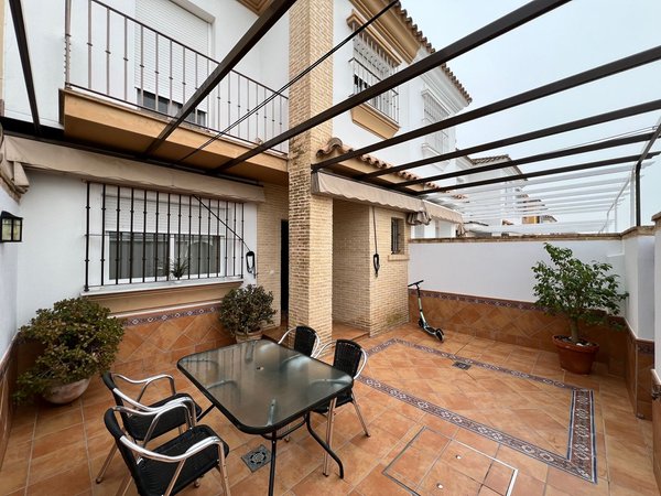 Lebrija,  ES