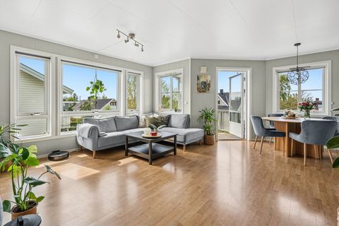 Åkersvingen 17E, Barkåker