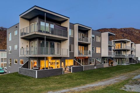 Håvasteinhagane 32, Rennesøy