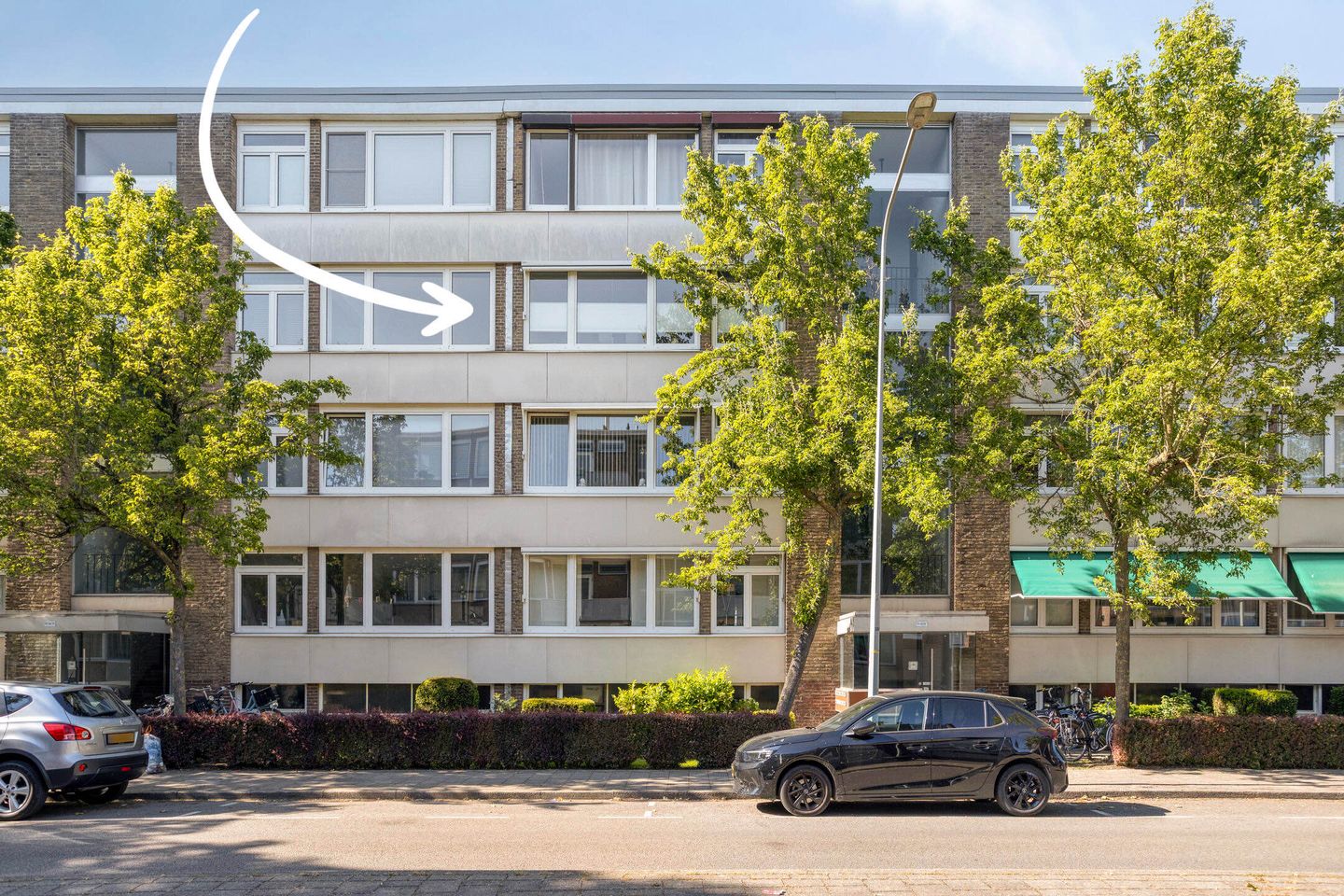 Adelbert van Scharnlaan E 15
