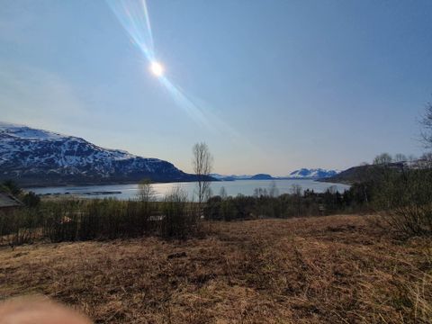 Eiendom Bekkevold Oksfjordhamn, Storslett