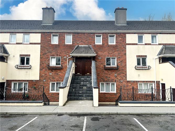 19 Glenmore, College Road, City Centre, Galway City