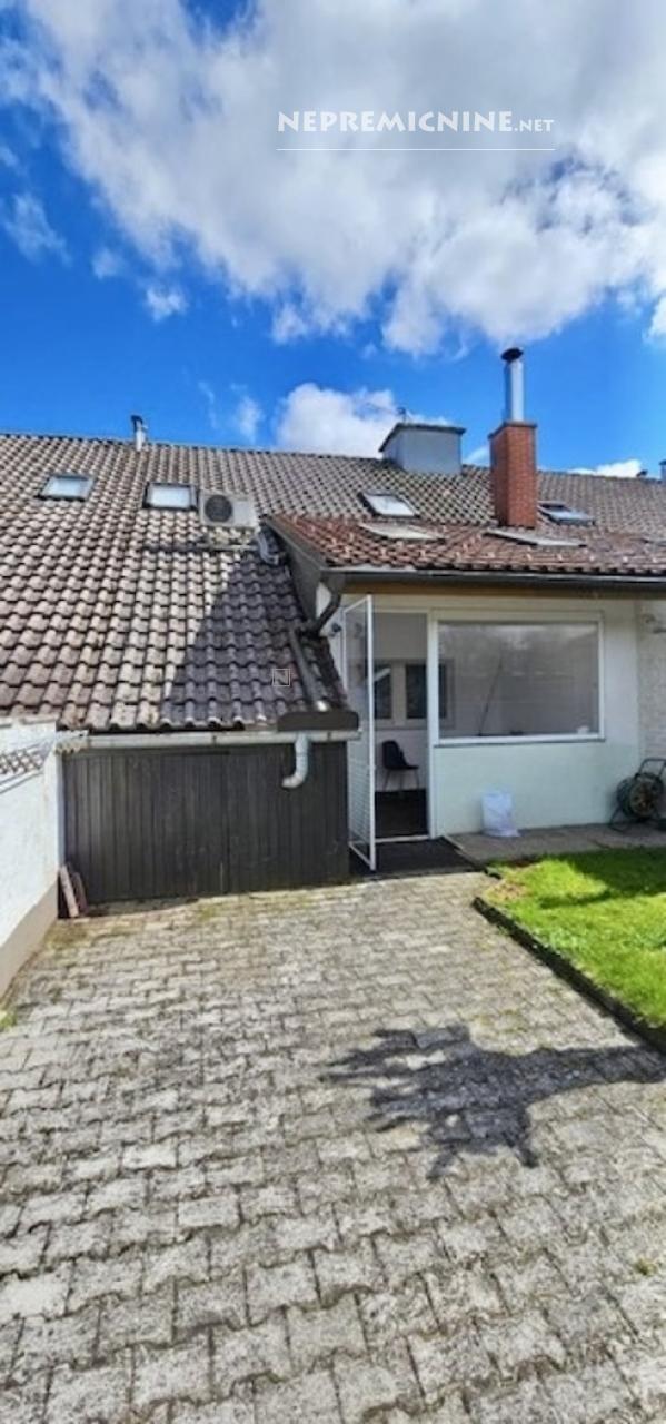 Prodaja, hiša, vrstna: STOŽICE, 45.1 m2