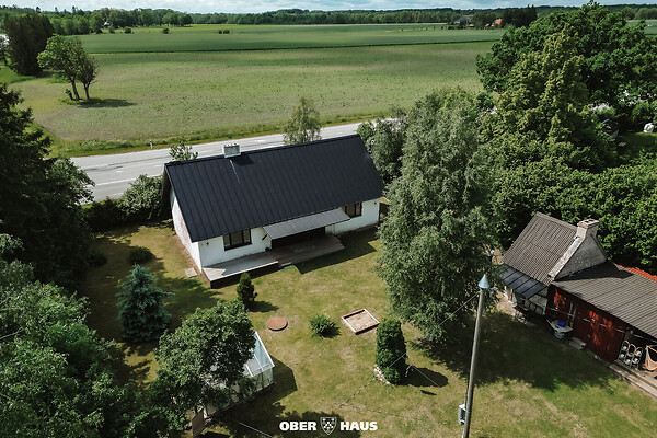 Läänemaa, Lääne-Nigula vald, Laiküla