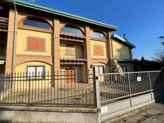 Treviglio,  IT