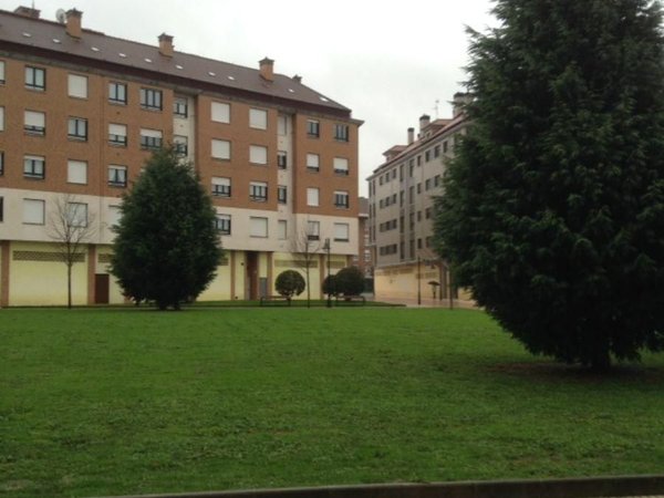 Gijón,  ES