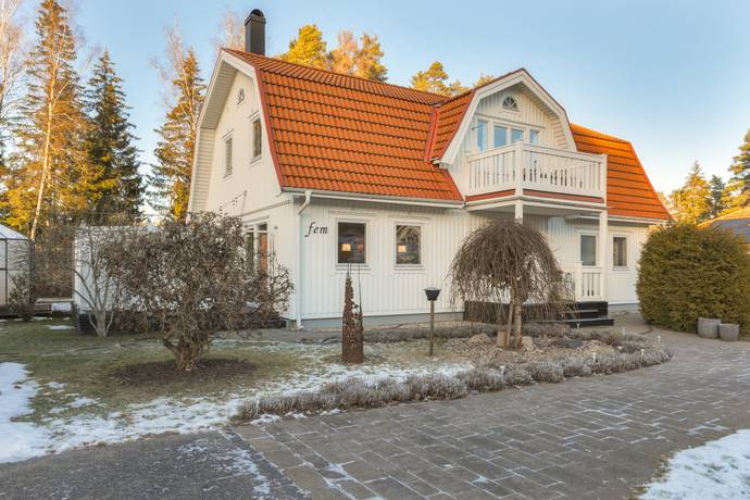 Sandviken, Södertälje kommun