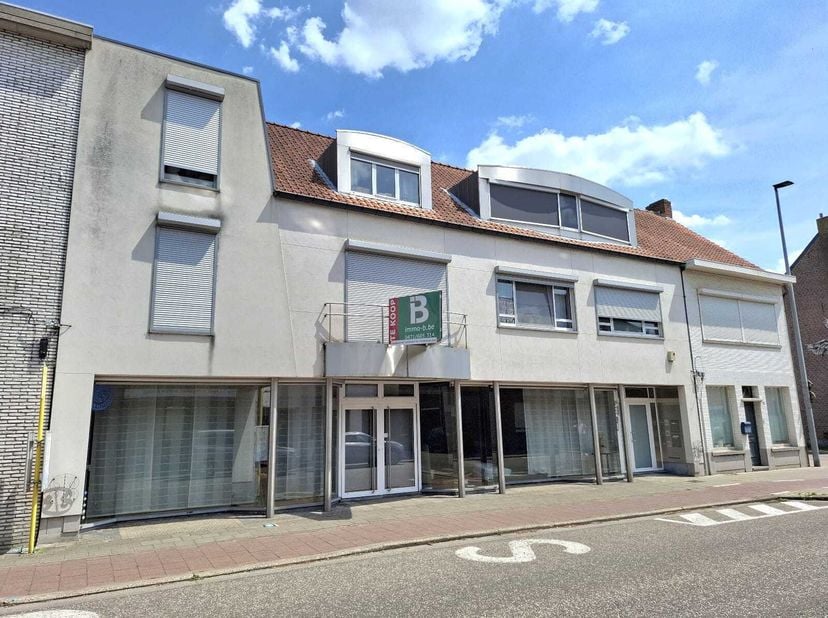 Dr.-Van de Perrestraat 93-... 2440 Geel