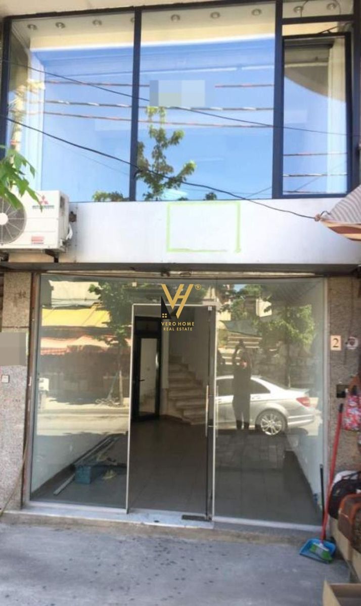 Tirana - city, 5 May Str.