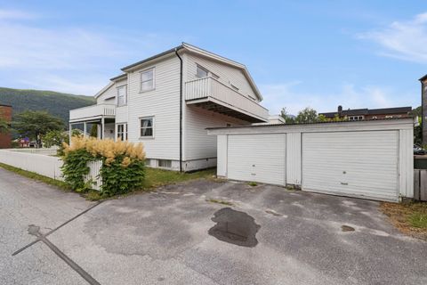 Kongensgate 16, Åndalsnes