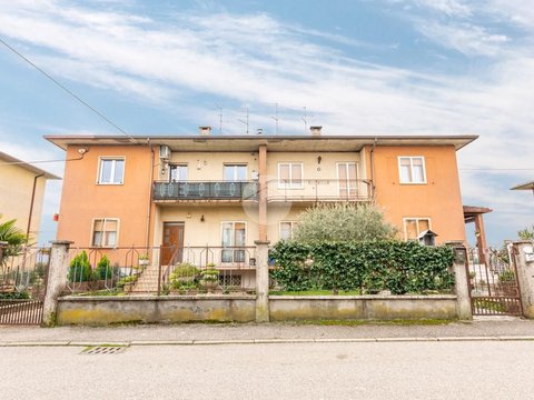 Sommacampagna,  IT
