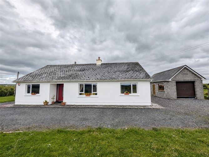 Chimneypark, Moylough, Tubbercurry, Sligo