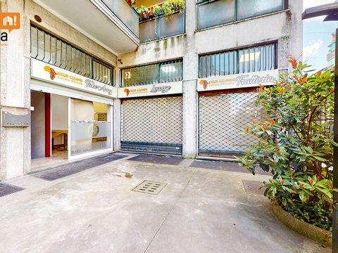 Milan,  IT