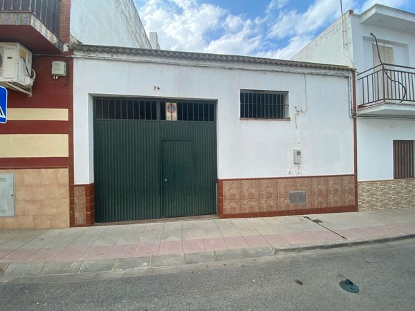 Dos Hermanas,  ES