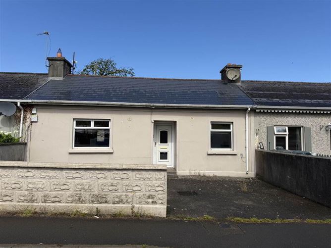 17 Limerick Road, Roscrea, Tipperary