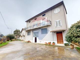Bastia Umbra,  IT