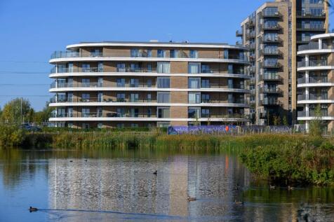 Longwater Avenue, Green Park, Reading RG2 6BN