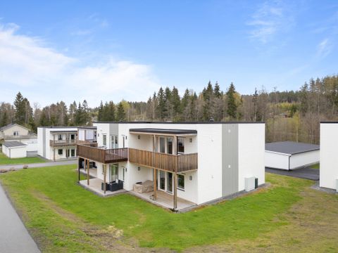 Damlitoppen 26, Skarnes