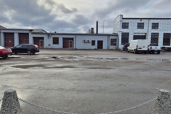 Võrumaa, Võru, Räpina mnt 13/2
