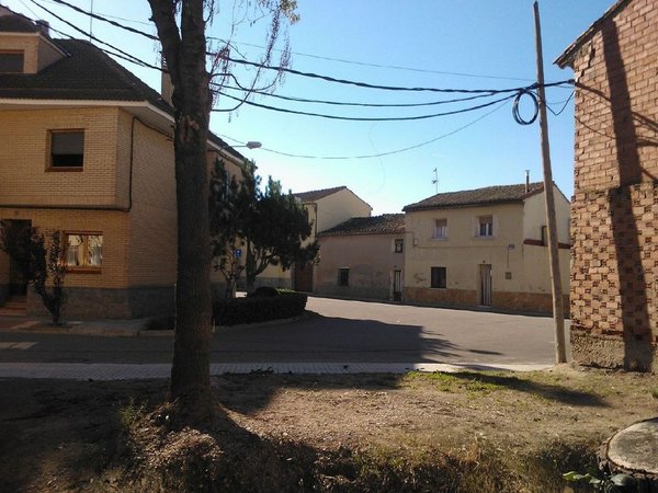 Utebo,  ES