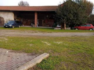 Pinerolo,  IT