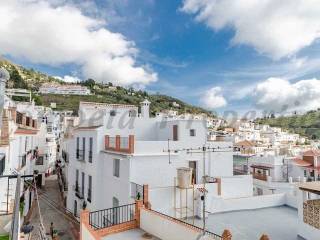 Cómpeta,  ES