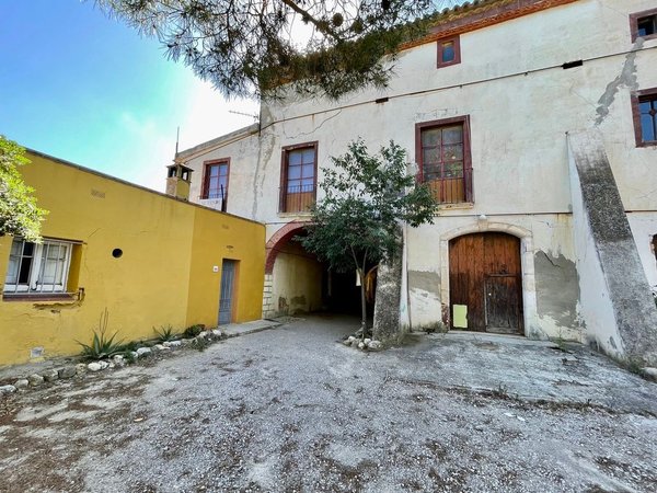 Vilanova i la Geltrú,  ES