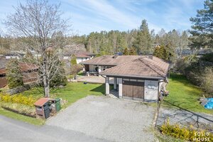 Välikuja 3, Lemu, Masku