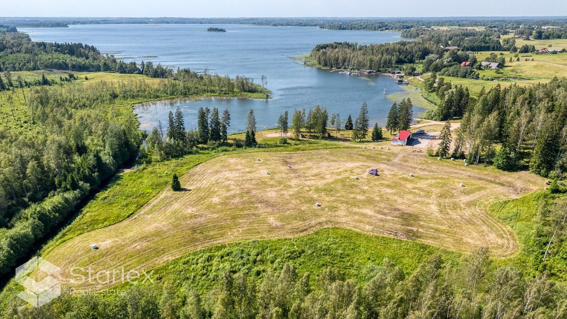 Alauksta estrāde