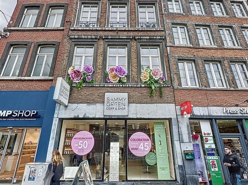 Adres op aanvraag 5000 Namur