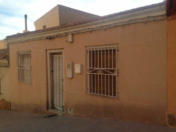 Orihuela,  ES