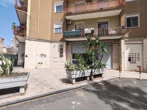 Catania,  IT
