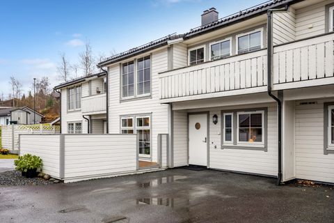 Vavollen 90E, Øystese