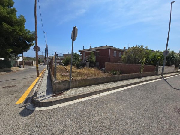 Vilanova i la Geltrú,  ES