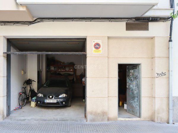 Vilanova i la Geltrú,  ES