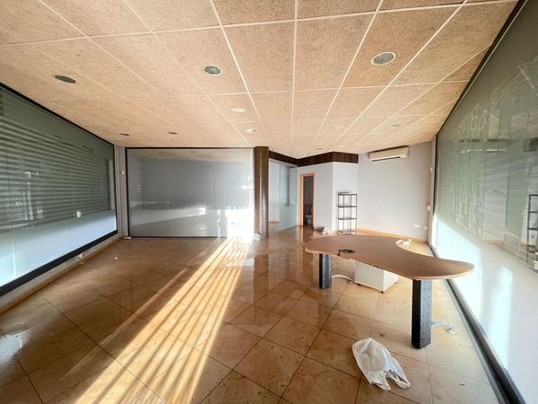 Vilanova i la Geltrú,  ES